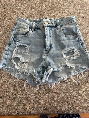 Rue21 Light Wash Distressed Denim Shorts